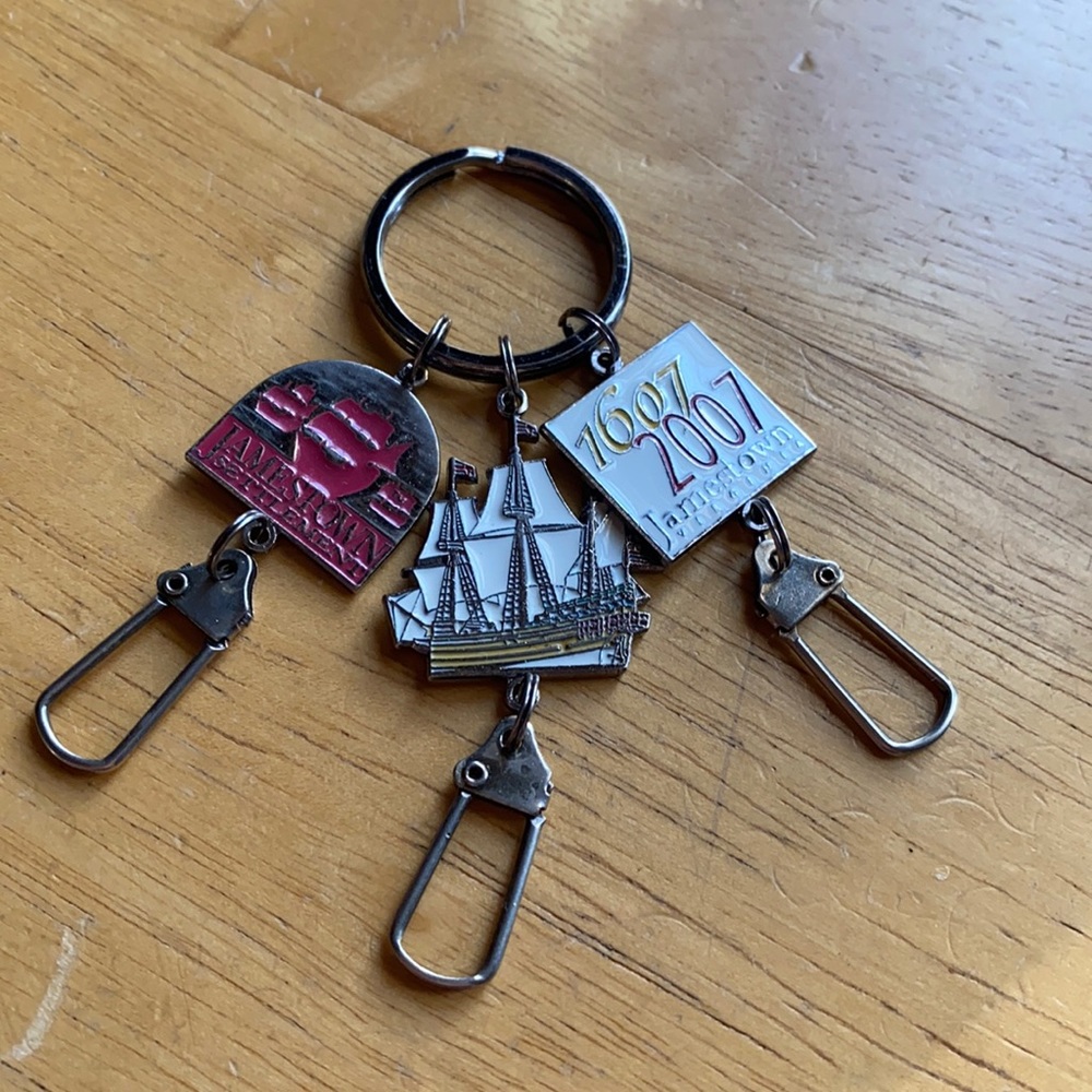 Rare Jamestown Virginia Keychain in good condition